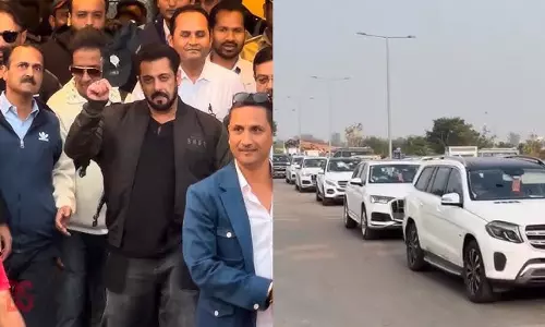 सलमान खान के जन्मदिन के लिए जामनगर स्थित अंबानी परिवार के घर को सजाया सलमान खान के जन्मदिन के लिए जामनगर स्थित अंबानी परिवार के घर को सजाया