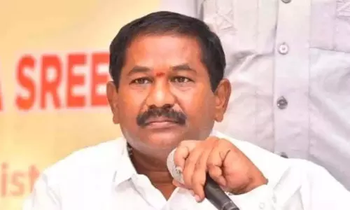 मंत्री स्वामी ने बिजली दरों के बोझ के लिए YSRCP को जिम्मेदार ठहराया मंत्री स्वामी ने बिजली दरों के बोझ के लिए YSRCP को जिम्मेदार ठहराया