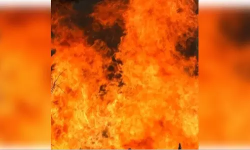 Khandwa: भामगढ़ के राम मंदिर में देर रात आग लगी ,फायर ब्रिगेड ने पाया काबू