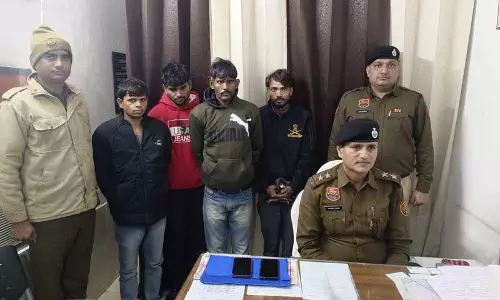 Haryana : गुरुग्राम में मोबाइल फोन को लेकर हुए विवाद में व्यक्ति की पीट-पीटकर हत्या Haryana : गुरुग्राम में मोबाइल फोन को लेकर हुए विवाद में व्यक्ति की पीट-पीटकर हत्या