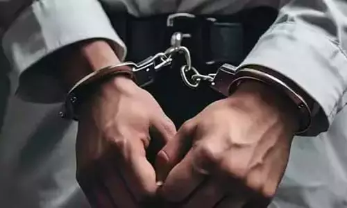 Hyderabad: महिला शोधकर्ता की सट्टेबाज़ी में आत्महत्या के मामले में पुलिस ने 3 लोगों को गिरफ़्तार किया