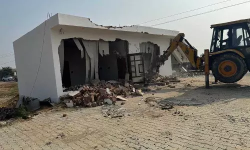 Haryana :  रोहतक में दो अवैध कॉलोनियां ध्वस्त