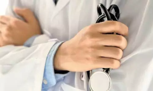 सार्वजनिक स्वास्थ्य नर्सिंग अधिकारियों के पदों को समाप्त करने की योजना