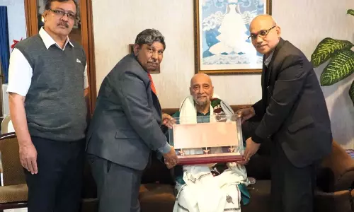 Kashmiri लेखक प्राण किशोर कौल को साहित्य अकादमी की सर्वोच्च फेलोशिप से सम्मानित किया
