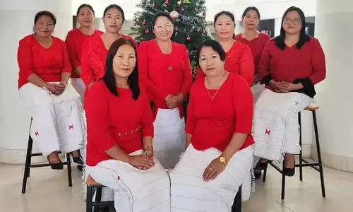 Nagaland : माताओं के एक समूह ने खियामनियुंगन बोली में जॉयटू द वर्ल्ड जारी किया Nagaland : माताओं के एक समूह ने खियामनियुंगन बोली में जॉयटू द वर्ल्ड जारी किया