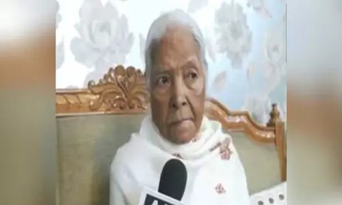 Assam के पूर्व सीएम हितेश्वर सैकिया की पत्नी ने मनमोहन सिंह को याद करते हुए