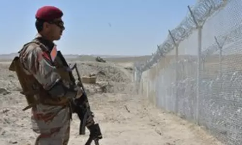 Kabul में पाकिस्तान-अफगान सीमा पर झड़पें तेज होने से कई विस्फोट हुए