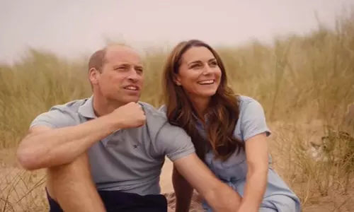 Prince William ने बताया कि उन्होंने एक बार केट मिडलटन को एक मजेदार तोहफा दिया Prince William ने बताया कि उन्होंने एक बार केट मिडलटन को एक मजेदार तोहफा दिया