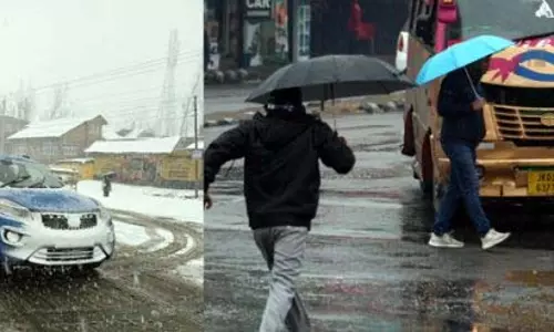 J&K में ताजा बर्फबारी और बारिश के बाद घाटी में छह उड़ानें रद्द J&K में ताजा बर्फबारी और बारिश के बाद घाटी में छह उड़ानें रद्द