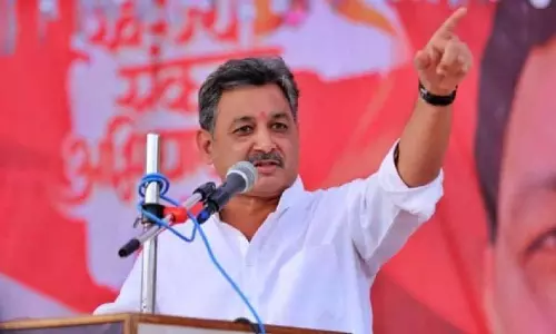 पंकजा मुंडे ने खुद कहा था कि वाल्मीक कराड के अलावा धनंजय मुंडे: छत्रपति संभाजीराजे पंकजा मुंडे ने खुद कहा था कि वाल्मीक कराड के अलावा धनंजय मुंडे: छत्रपति संभाजीराजे