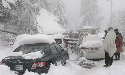 Pakistan: बर्फबारी के बीच स्कार्दू में -15°C तापमान
