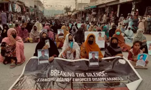 Balochistan: पाकिस्तानी सेना द्वारा हिरासत में लिए जाने के बाद दो और लोग लापता बताए गए Balochistan: पाकिस्तानी सेना द्वारा हिरासत में लिए जाने के बाद दो और लोग लापता बताए गए