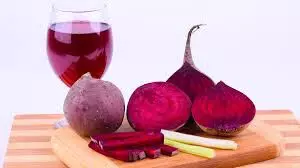 Beetroot: सिर से लेकर पैर तक पूरे शरीर का ख्याल रखता है चुकंदर, रोजाना खाने से मिलते हैं लाभ