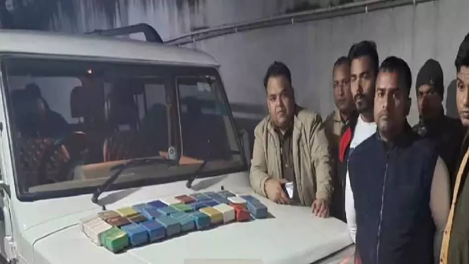 Assam पुलिस ने गुवाहाटी के होटल से 4 लोगों को पकड़ा