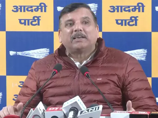 भाजपा ने मेरी पत्नी का नाम मतदाता सूची से हटाने के लिए दो बार आवेदन दिया: Sanjay Singh