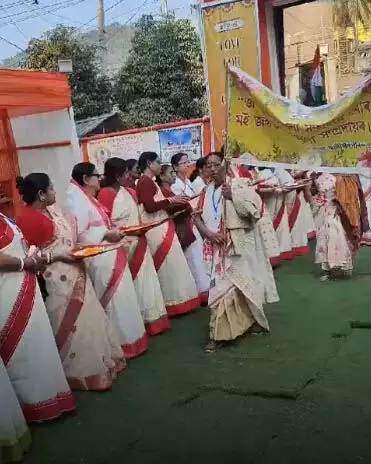 Assam : अखंड मंडली प्रधान तपन ब्रम्हचारी ने किया आश्रम में नवनिर्मित मंदिर का उद्घाटन