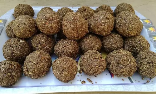 अलसी की पिन्नी: औषधीय गुणों से भरपूर यह मीठी डिश