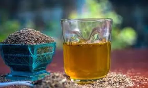 Health:  सर्दी-खांसी से राहत पाने का आसान घरेलू उपाय, अजवाइन और गुड़ का पानी