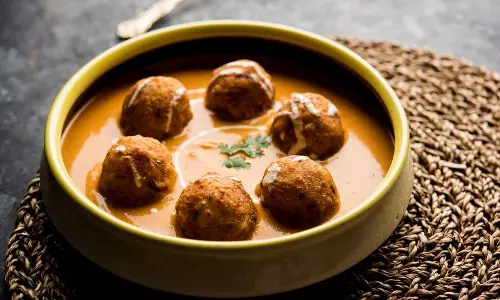 Different Style Aloo Sabji: इन तरीकों से बनाएं बेसिक आलू की सब्जी