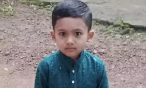 Kerala: एक दिन पहले खरीदे गए मिश्रण को पीने से 5 साल के बच्चे की मौत Kerala: एक दिन पहले खरीदे गए मिश्रण को पीने से 5 साल के बच्चे की मौत