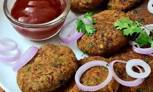 Rajma Kabab: यह डिश पार्टी की शान बढ़ाएगी Rajma Kabab: यह डिश पार्टी की शान बढ़ाएगी
