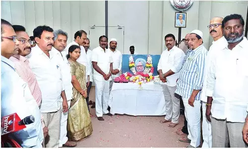 GMC परिषद ने डॉ. मनमोहन सिंह को श्रद्धांजलि अर्पित की GMC परिषद ने डॉ. मनमोहन सिंह को श्रद्धांजलि अर्पित की