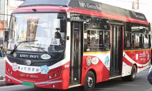 KSRTC इलेक्ट्रिक बस के टायर रिट्रेडिंग की समस्या के कारण जल्दी खराब हो रहे KSRTC इलेक्ट्रिक बस के टायर रिट्रेडिंग की समस्या के कारण जल्दी खराब हो रहे