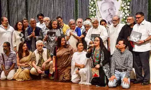Naseeruddin Shah, शबाना आजमी ने श्याम बेनेगल को उनकी स्मृति सभा में याद किया