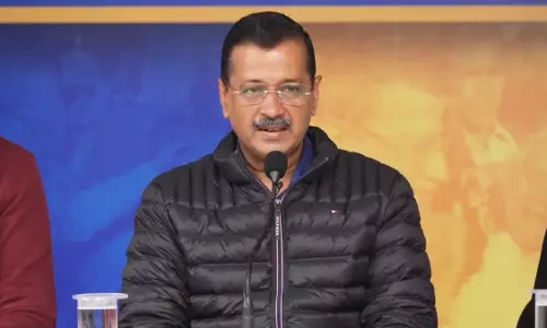 New Delhi: अरविंद केजरीवाल ने बीजेपी पर ऑपरेशन लोटस चलाने का आरोप लगाया New Delhi: अरविंद केजरीवाल ने बीजेपी पर ऑपरेशन लोटस चलाने का आरोप लगाया