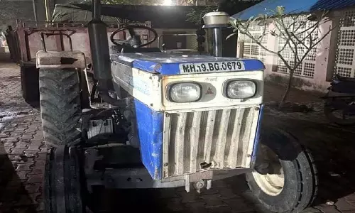 Jalgaon जिले में रेत चोरी मामले में 146 वाहन जब्त: पुलिस कार्रवाई तेज Jalgaon जिले में रेत चोरी मामले में 146 वाहन जब्त: पुलिस कार्रवाई तेज