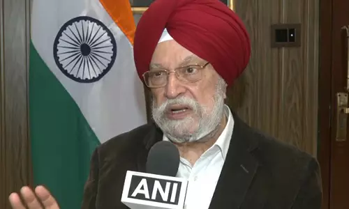 विवाद पैदा किया जा रहा है: मनमोहन सिंह के अंतिम संस्कार को लेकर विवाद पर Hardeep Puri विवाद पैदा किया जा रहा है: मनमोहन सिंह के अंतिम संस्कार को लेकर विवाद पर Hardeep Puri