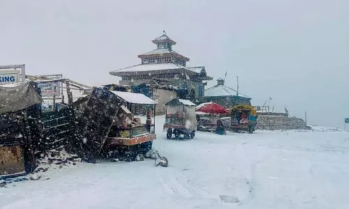 J&K : व्यापारियों ने बर्फ से निपटने की तैयारियों में कमी पर चिंता व्यक्त की
