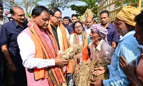 Odisha: मुख्यमंत्री ने फसल क्षति का जायजा लिया, प्रभावित किसानों को मुआवजे का आश्वासन दिया