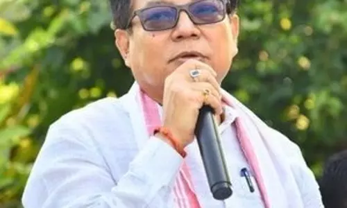 असम सरकार मनमोहन सिंह के राजकीय शोक का उल्लंघन कर रही : LoP Debabrata Saikia असम सरकार मनमोहन सिंह के राजकीय शोक का उल्लंघन कर रही : LoP Debabrata Saikia