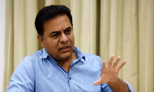 Telangana: केटीआर हलफनामे में प्रक्रियागत खामियों के लिए अधिकारियों को दोषी ठहराया गया Telangana: केटीआर हलफनामे में प्रक्रियागत खामियों के लिए अधिकारियों को दोषी ठहराया गया