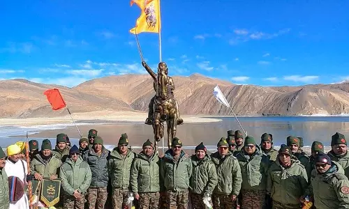 Jammu: पैंगोंग त्सो में मराठा राजा शिवाजी की प्रतिमा का अनावरण