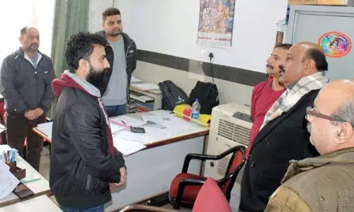 Jammu: उपमुख्यमंत्री ने विभागों का निरीक्षण कर कार्यप्रणाली की समीक्षा की