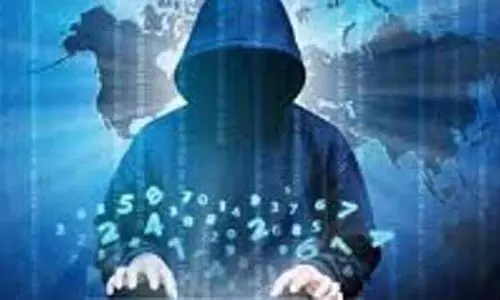 Bengaluru : तकनीकी विशेषज्ञ से ऑनलाइन ट्रेडिंग के नाम पर 1.3 करोड़ की ठगी Bengaluru : तकनीकी विशेषज्ञ से ऑनलाइन ट्रेडिंग के नाम पर 1.3 करोड़ की ठगी