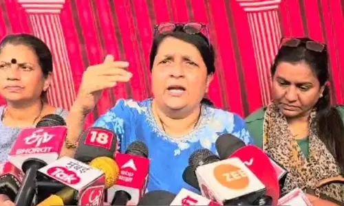 Anjali Damania: मैं गणपति की कसम खाती हूं, धनंजय मुंडे की राजनीति खत्म करूंगी Anjali Damania: मैं गणपति की कसम खाती हूं, धनंजय मुंडे की राजनीति खत्म करूंगी