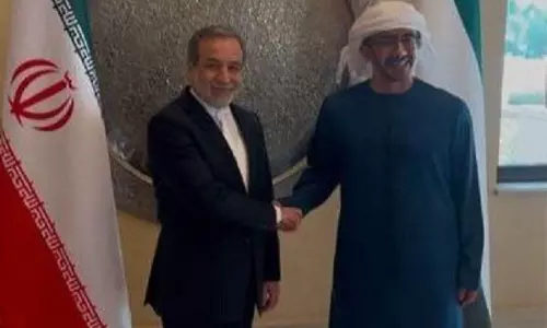 Iran, यूएई के विदेश मंत्रियों ने घटनाक्रमों पर की चर्चा Iran, यूएई के विदेश मंत्रियों ने घटनाक्रमों पर की चर्चा