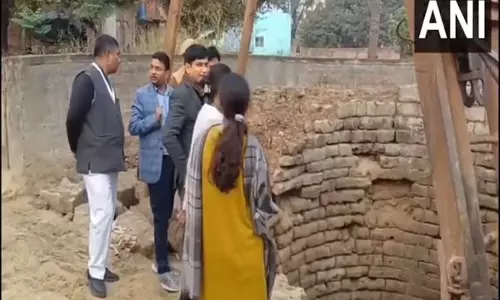 नगर पालिका परिषद ने चतुर्मुख कुएं के जीर्णोद्धार व पुनर्निर्माण का कार्य शुरू कर दिया है: Sambhal DM