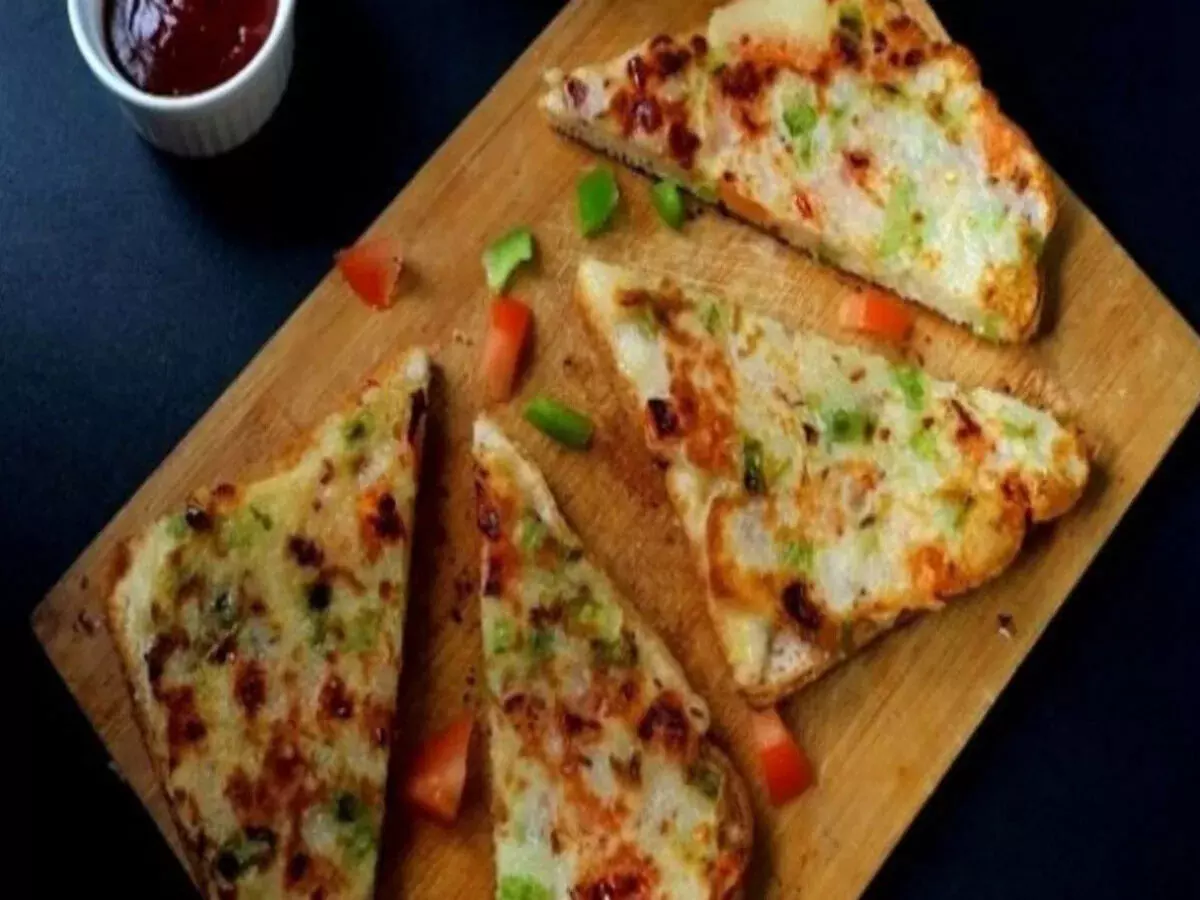 Veg Rava Toast Recipe: फटाफट बनाएं टेस्टी और क्रिस्पी वेजिटेबल रवा टोस्ट