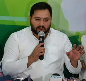 बीपीएससी छात्र आंदोलन को कुचलना चाह रही भाजपा की बी टीम : तेजस्वी यादव बीपीएससी छात्र आंदोलन को कुचलना चाह रही भाजपा की बी टीम : तेजस्वी यादव