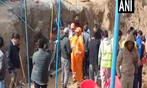 NDRF को उम्मीद है कि बोरवेल में फंसी बच्ची को जल्द ही बचा लिया जाएगा
