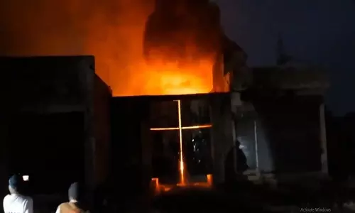 Haryana: गोदाम में लगी भीषण आग, मची अफरातफरी