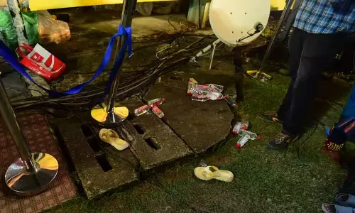MLA उमा थॉमस के वेंटिलेटर सपोर्ट पर रहने के कारण आयोजकों के खिलाफ मामला दर्ज