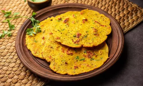 Breakfast:  तेजी से वजन कम करना है तो नाश्ते में खाएं काले चने का चीला