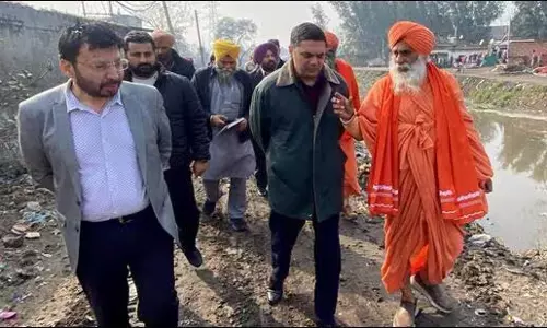 अधिकारियों से बुद्ध नाला की सफाई में तेजी लाने को कहा गया, Punjab