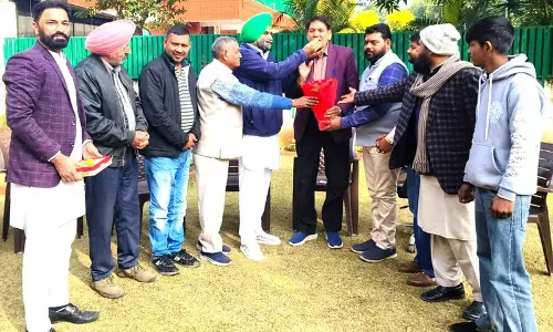 आप नगर इकाई में बड़े फेरबदल के बाद Vijay Pal को अध्यक्ष बनाया गया आप नगर इकाई में बड़े फेरबदल के बाद Vijay Pal को अध्यक्ष बनाया गया