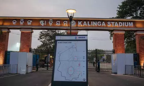 कलिंगा स्टेडियम पार्किंग को लेकर राज्य सरकार आलोचनाओं के घेरे में